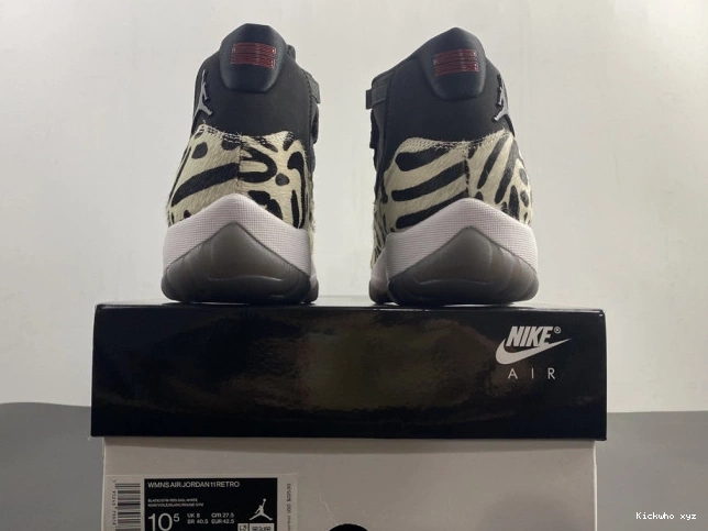 11 JORDAN AIR AR0715-010 INSTINCT ANIMAL 0710